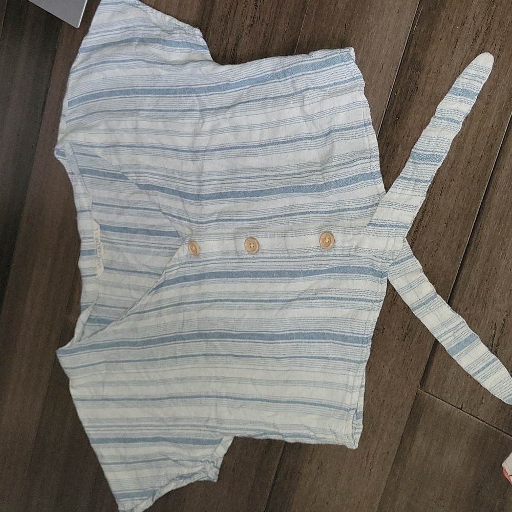 2/$30 VanillaStar Flowy Crop Blouse